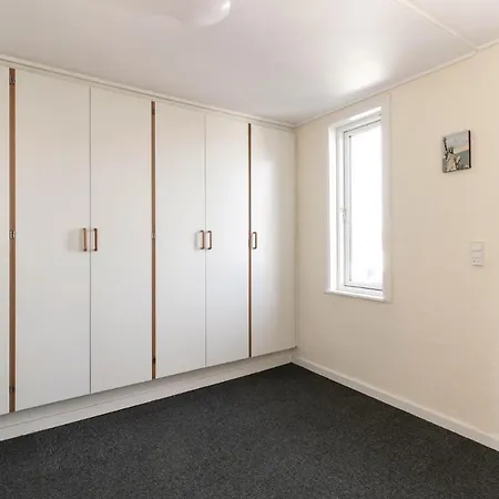 بيت للعطل Two-bedroom In *