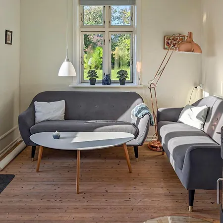 بيت للعطل Two-bedroom In