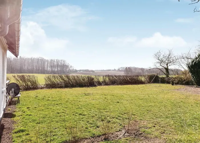 Two-bedroom In Casa vacanze